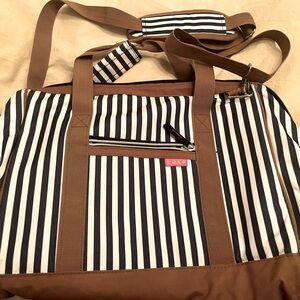 Travel weekender bag a navy and white stripe